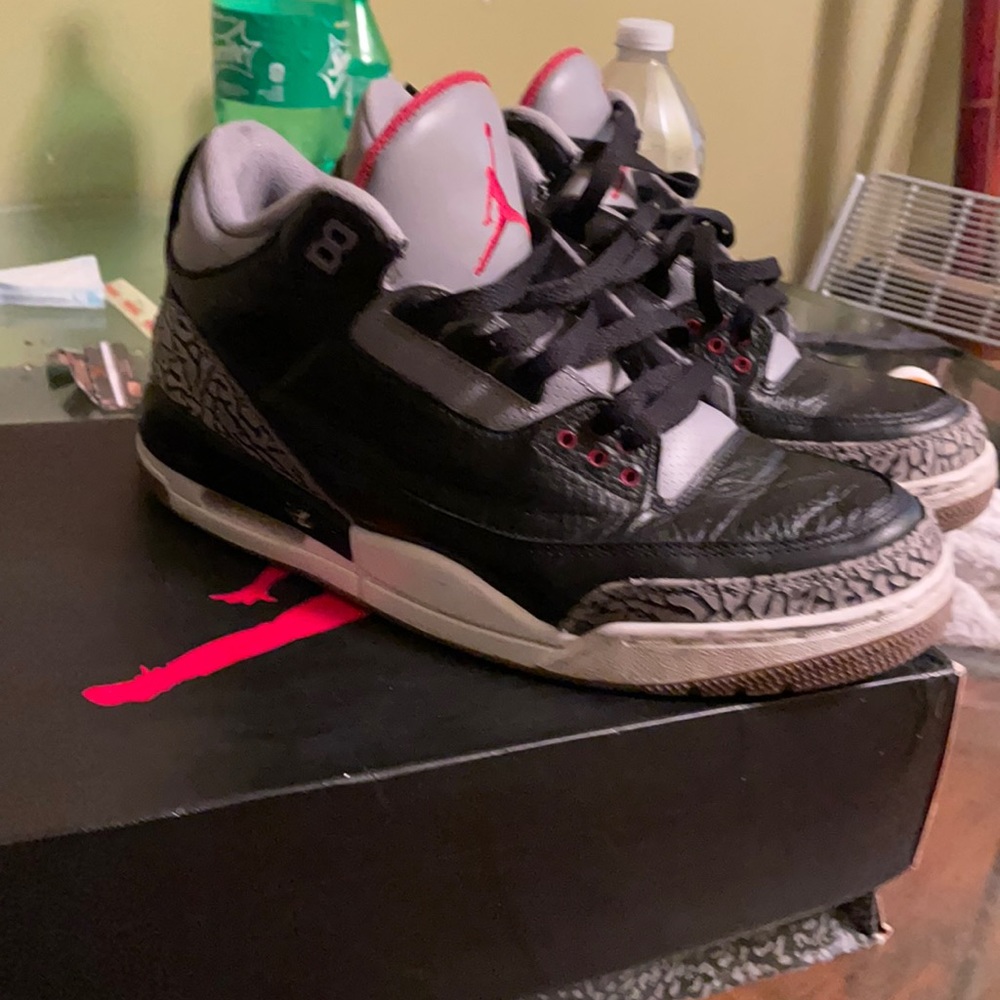 Jordan  black cement 3s size 9.5